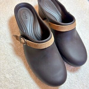 CROCS Brown Mule Clogs with Tan Suede Strap
